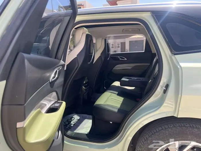هونشي نظيفة اخت الجديدة   HS3 Flagship Two Tone 2024 19