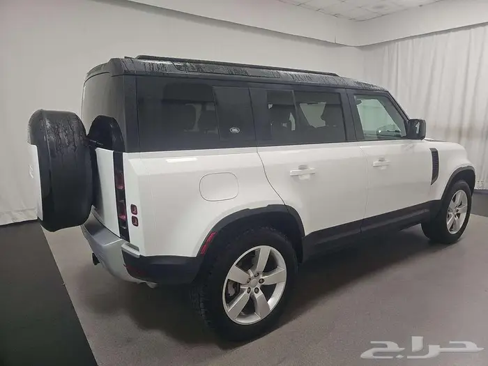 2024 Land Rover Defender 110 S 6