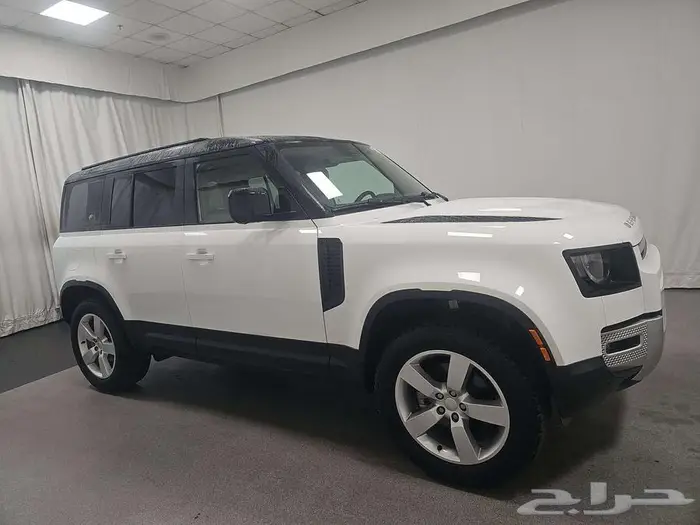 2024 Land Rover Defender 110 S 3