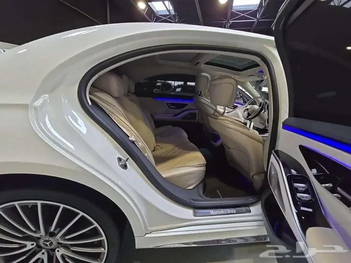2021 Mercedes-Benz S 580 4MATIC Sedan 9