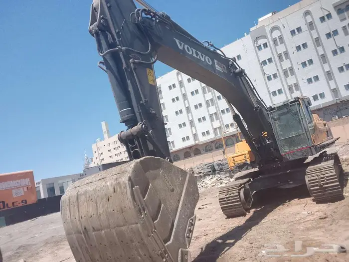 بوكلينات 480فولفو2016 6