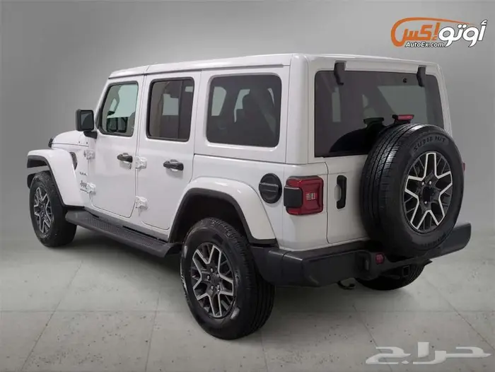 2024 جيب رانجلر صحارى 3