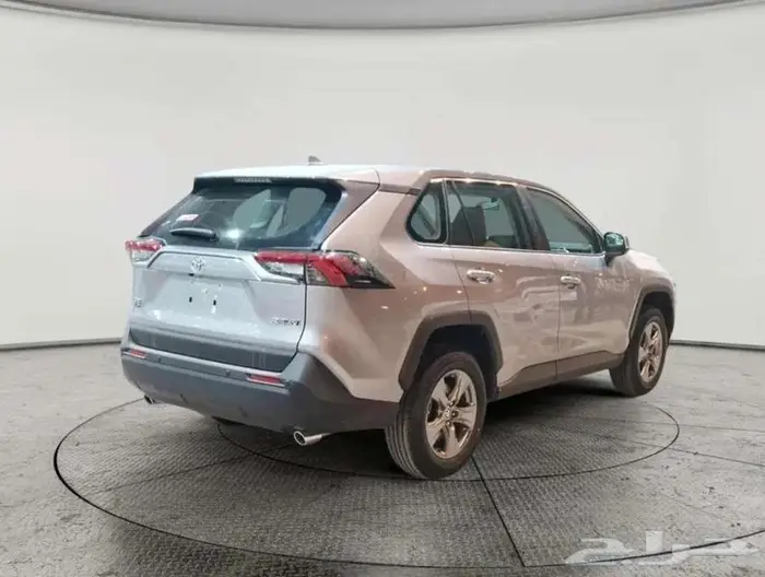 تويوتا راف فور ستاندر 2025 عرض للكاش وقسط يبدأ من 1500 ريال 6