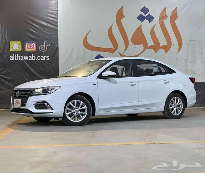 ام جي 5 ستاندر 2025 ابيض وفضي متوفر لدي الثواب 0