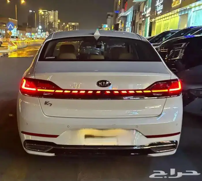 للبيع كيا كادنزا K7 بنزين 3
