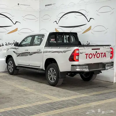 هايلوكس SGLX م2.7 دبل بنزين قير عادي وتماتيك موديل 2025 index