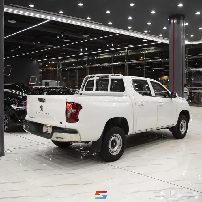 بيجو لاندتريك جير عادي بنزين بدون دبل 2023 3