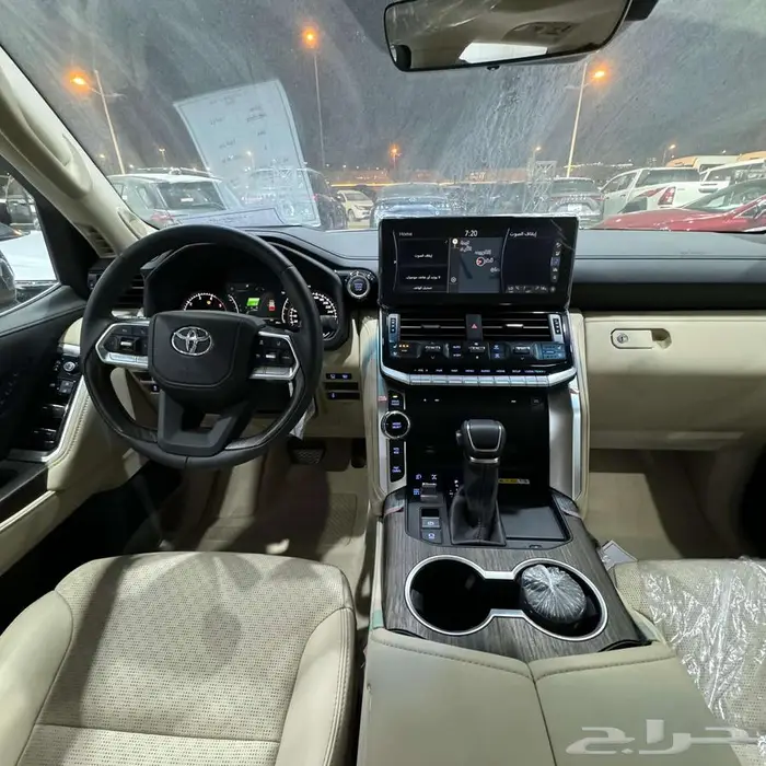 تويوتا لاندكروزر VXR ديزل 2023 رمادي 335000 5