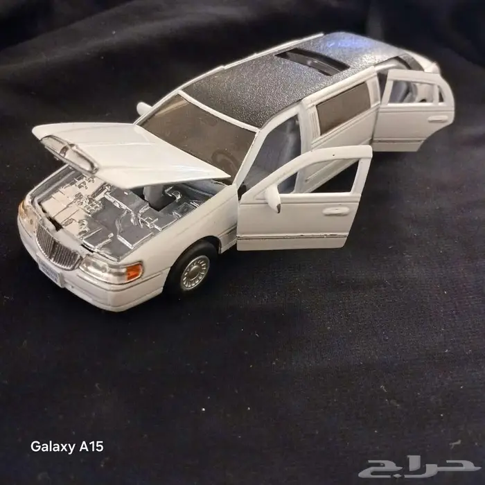 مجسمات سيارات البيع بالجمله 54