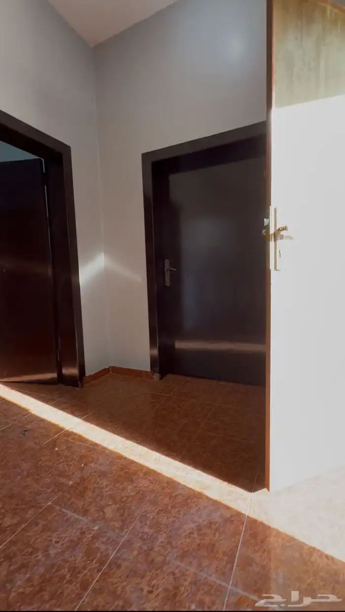 للبيع دورين وشقتين بحي الشفاء خلف سولارا 7