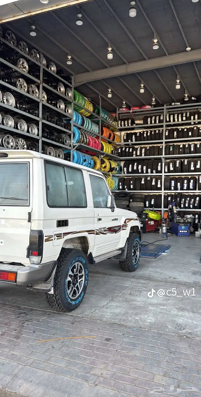 للبيع جيب  ربع فل كامل 2020 سعودي الممشي 185 13