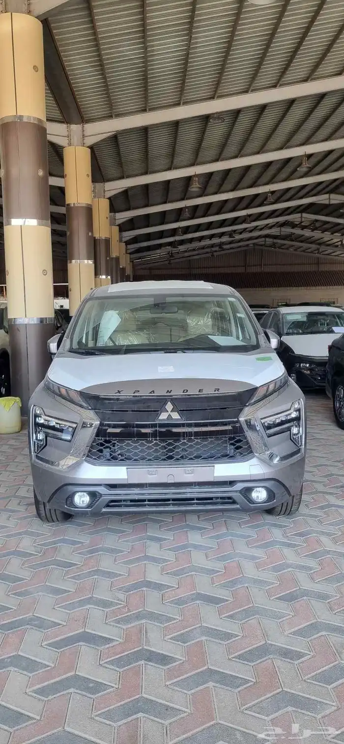 ميتسوبيشي اكسباندر 2025 2