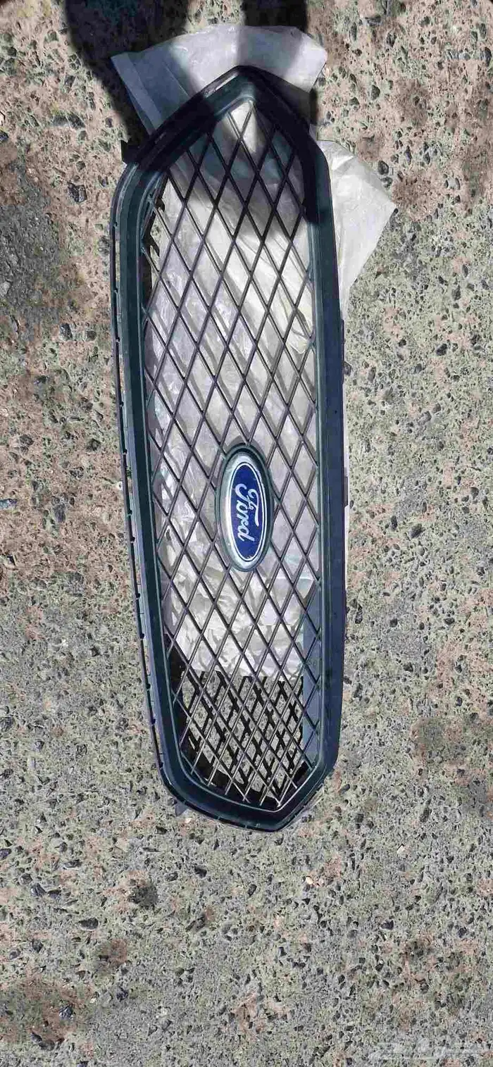 شبك فورد تورس بوليسي من 2013 الى 2015 سعودي 0