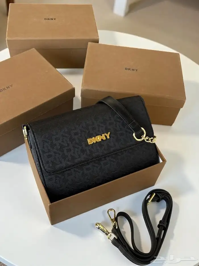 شنط ماركه توصيل فوري جده ورياض باقي المدن شحن لجميع المملكة 16