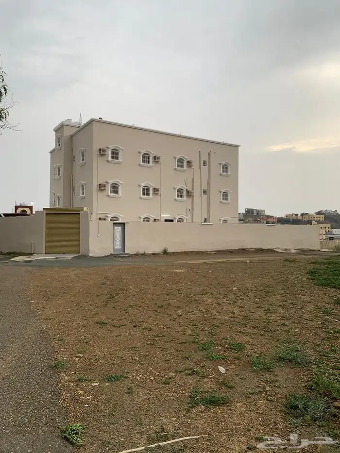 في العيدابي عمارة 6 شقق للبيع 3