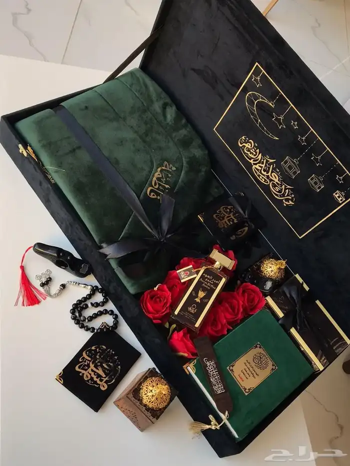 سجادة ومصحف 7