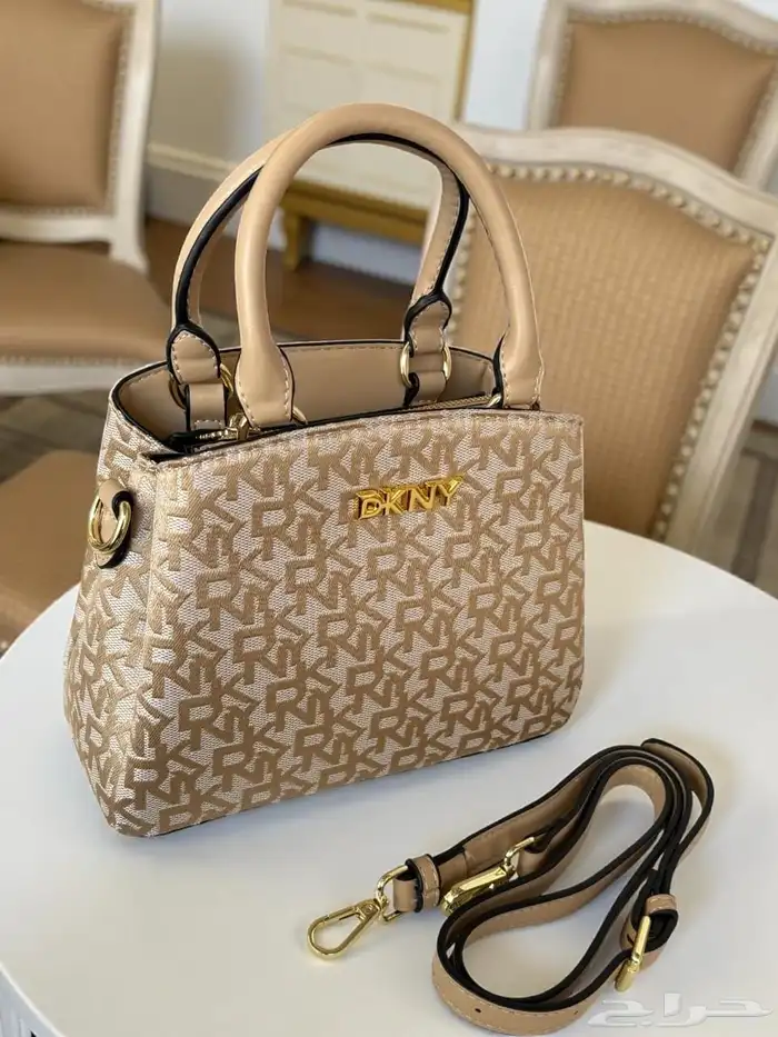 شنط ماركه توصيل فوري جده ورياض باقي المدن شحن لجميع المملكة 3