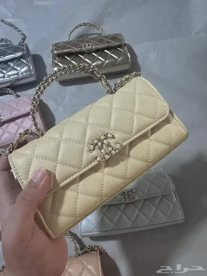 شوزات رسميه لويس فيتون وجزم لوربيانا ونيوبلانس واسكيس 84