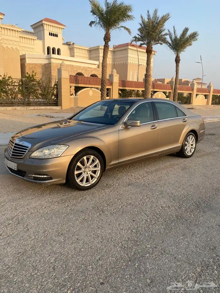 للبيع مرسيدس 2011 300 s 2