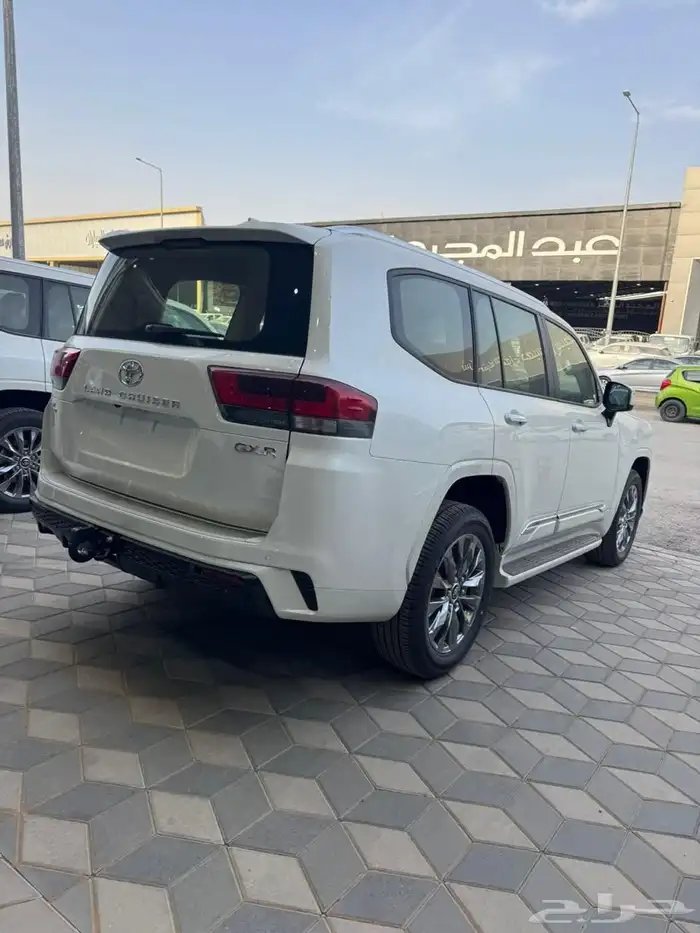 جكسار 2025 S سعودي بنزين ابيض باقل سعر 3