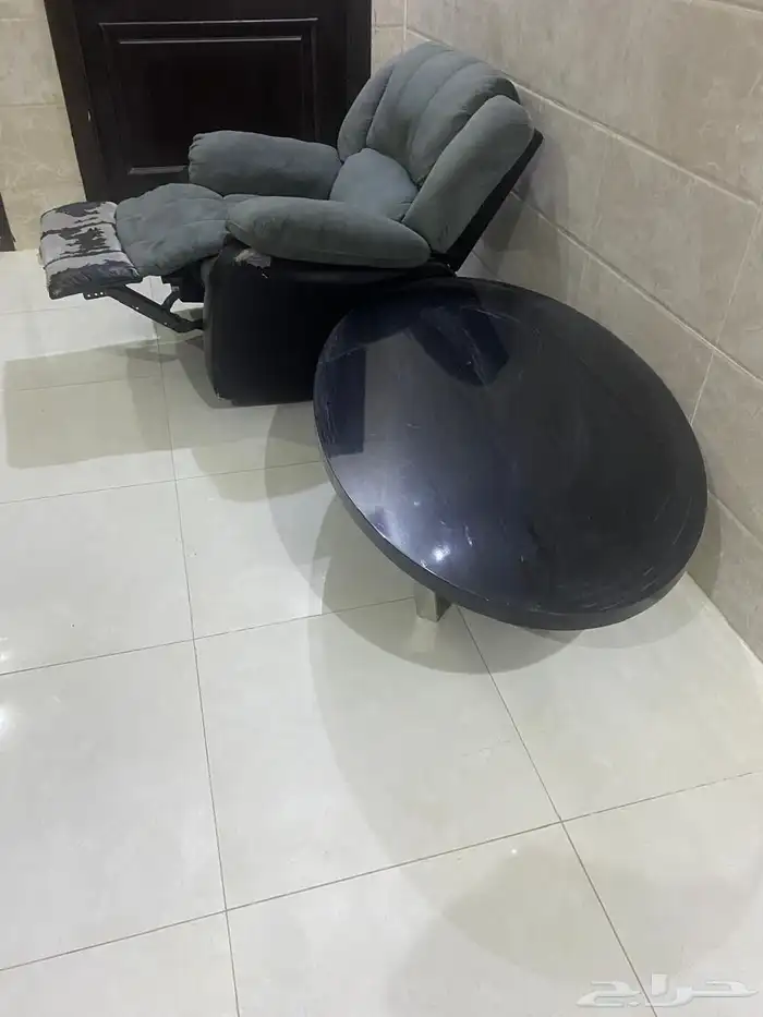 كرسي استرخاء و طاوله 1