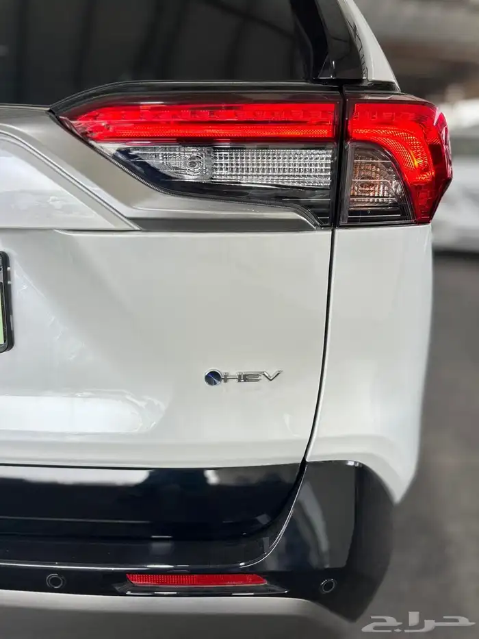 راف فور 2025 فل كامل هايبرد 8