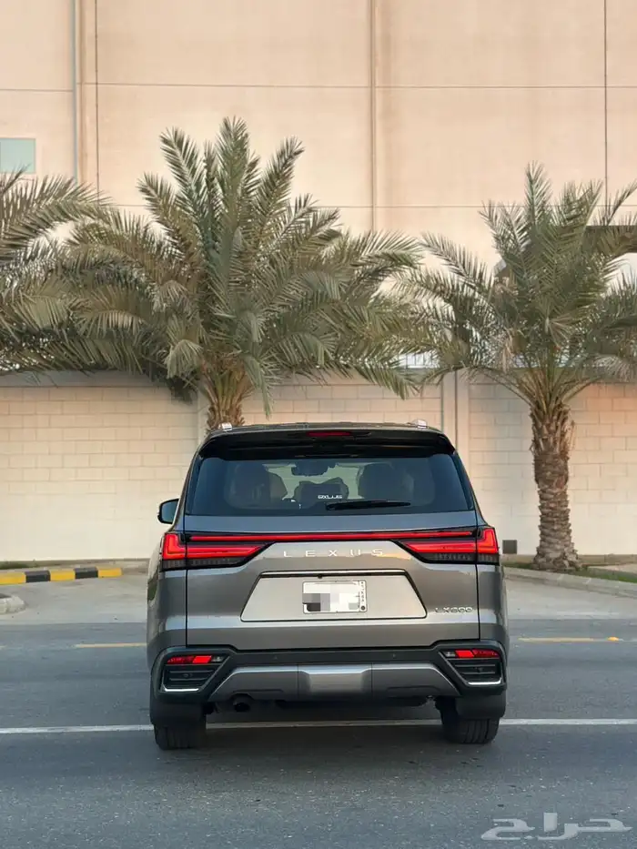 لكزس LX600 2022 BA سعودي شبه جديد 12