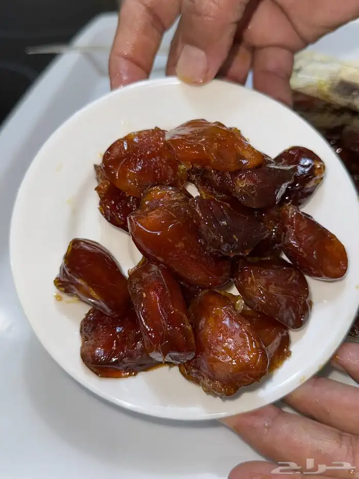 تمر خلاص 8 كيلو 60 ريال 0