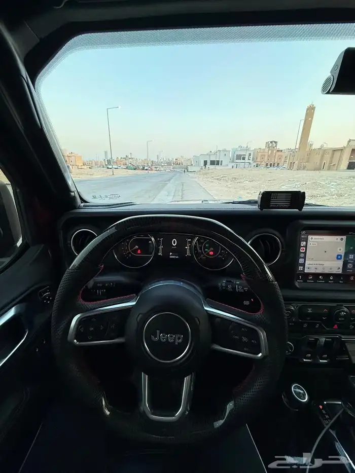 جيب رانجلر 2023 صحارى 12