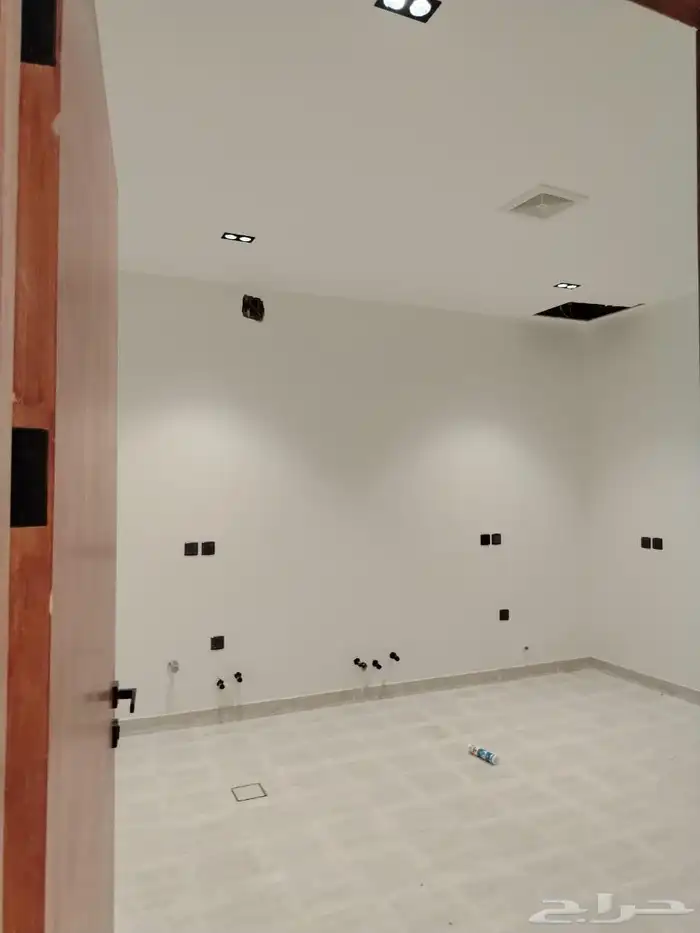 دور ارضي للايجار 4