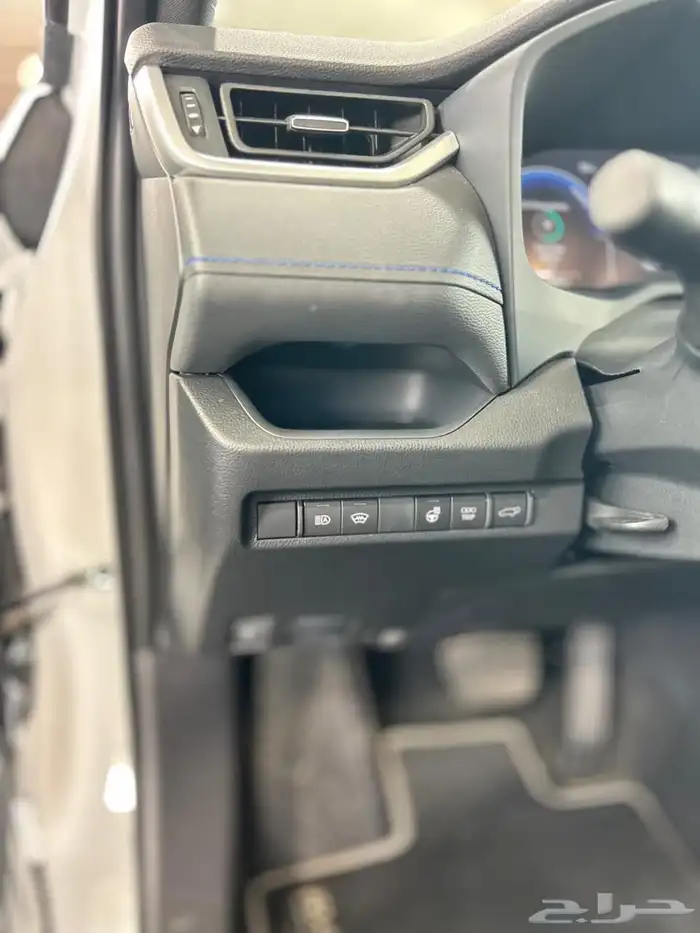 راف فور 2025 فل كامل هايبرد 15