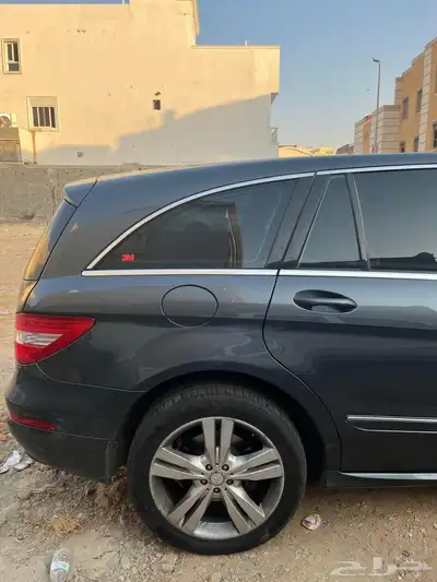 سيارة مرسيدس R300 index