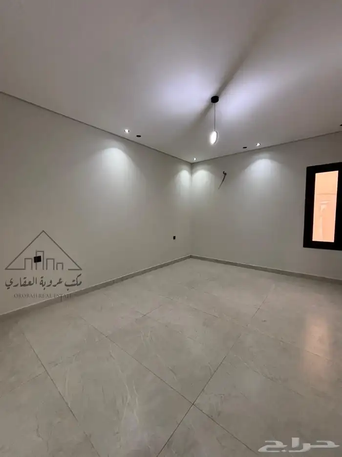 للبيع شقق تمليك دور ارضي 6 غرف وصالة تبوك حي الصفاء 1