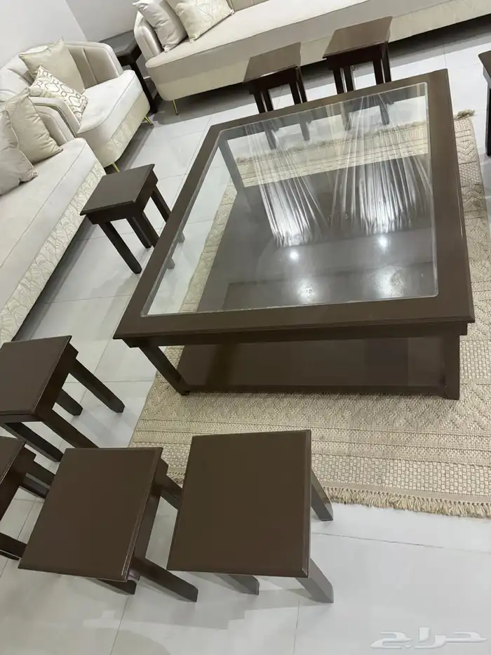 طاوله كليره للمجلس دورين من فوق زجاجي   9 طاولات خدمه 1
