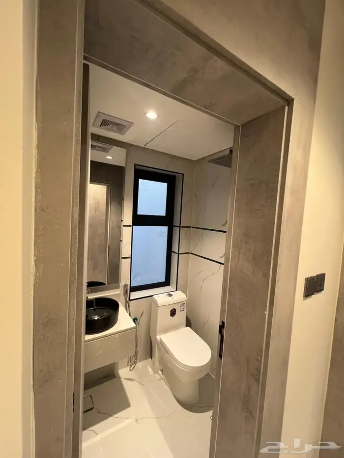 شقة للإيجار في حي الحمراء مطلة على الشبيلي جراند مول 8