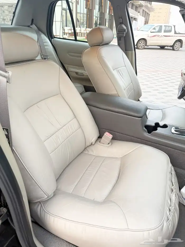 فورد كراون فكتوريا LX Sport قير أرضي موديل 2002 سعودي 38