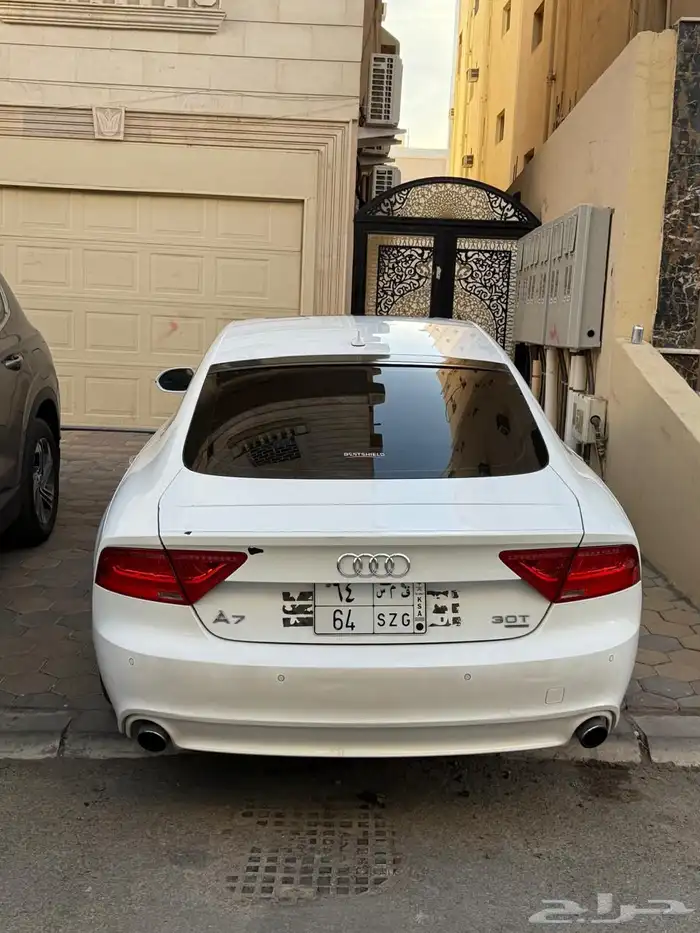 اودي A7 2011 13