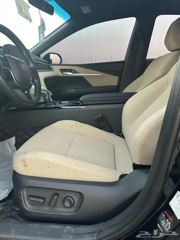 كامري LE2025 10