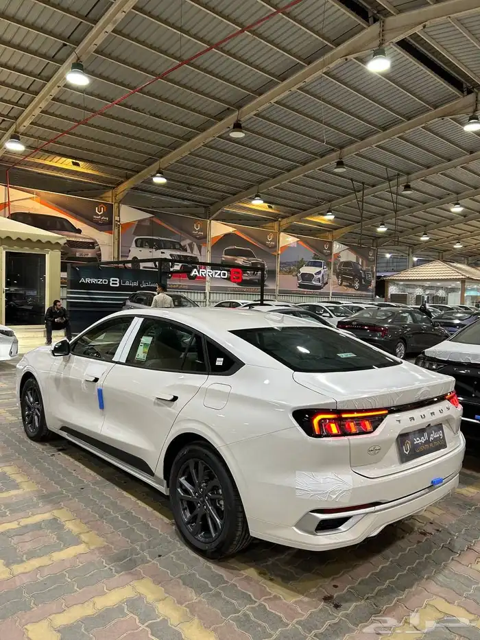 عرض خاص فورد تورس امبيانتي 2025 جاهز 118250 4
