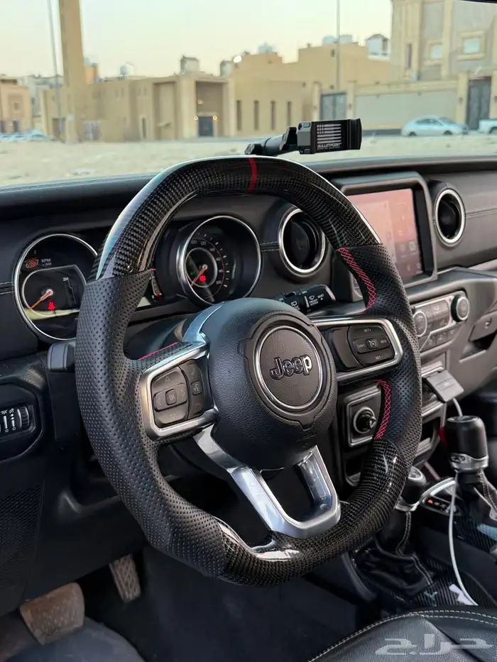 جيب رانجلر 2023 صحارى 9