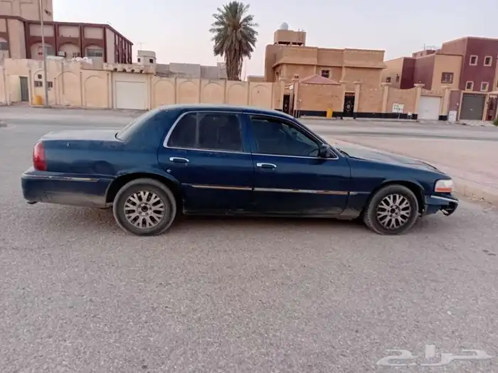 فورد ماركيز موديل 2005 استماره فحص منتهي مكينه فيها جلد بلوف 3