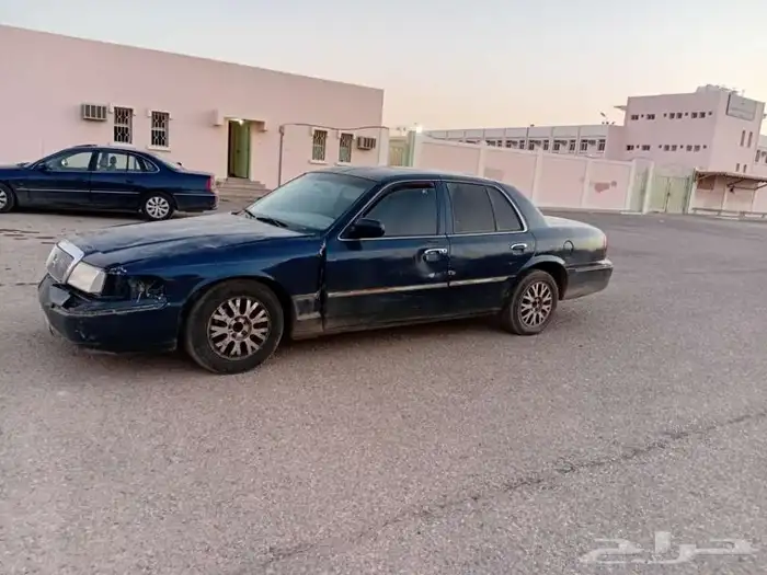 فورد ماركيز موديل 2005 استماره فحص منتهي مكينه فيها جلد بلوف 2