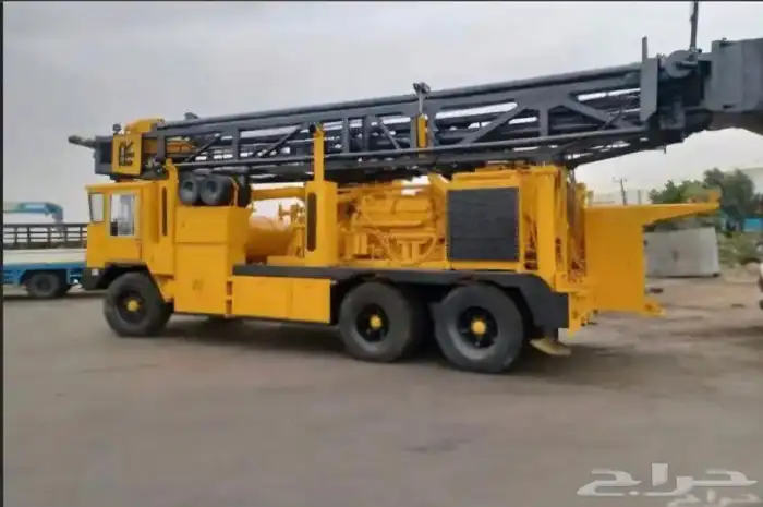 حفار ابار ارتوازية 0