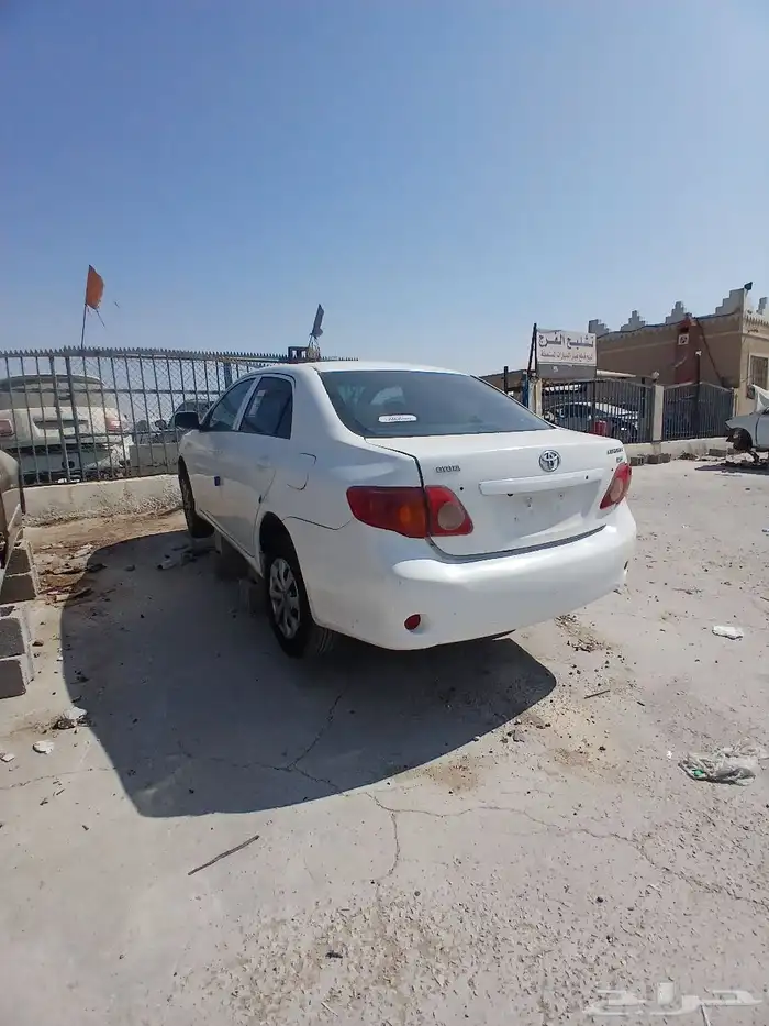 تويوتا كورلا 2010 تشليح قطع غيار فقط 3