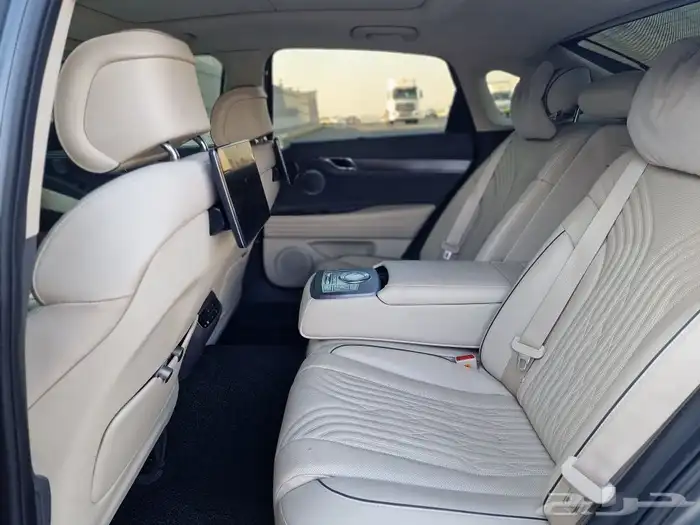 جنسس 2021 G80 رويال 22