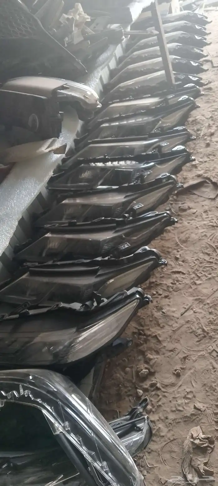 يوجد لدينا جميع انواع قطع غيار السيارات المستخدمه تشليح 8