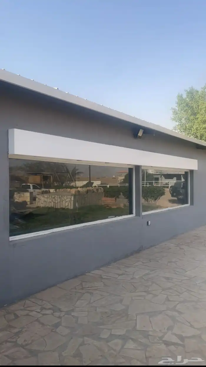 مربط خيل مساحه 2500 قسمين خيل استراحه 4