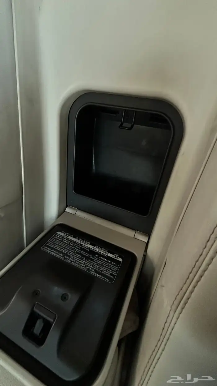 لكزس LS460 موديل 2010 سعودي 17