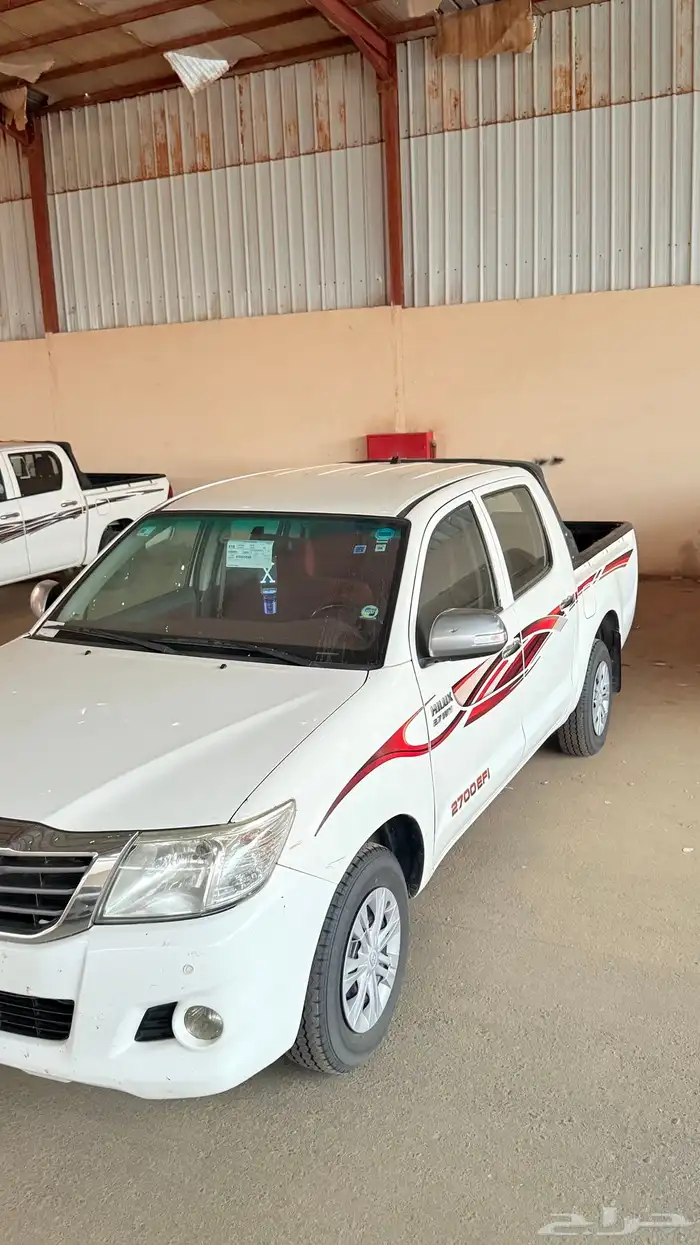 هايلكس 2015 فل عبداللطيف جميل 0