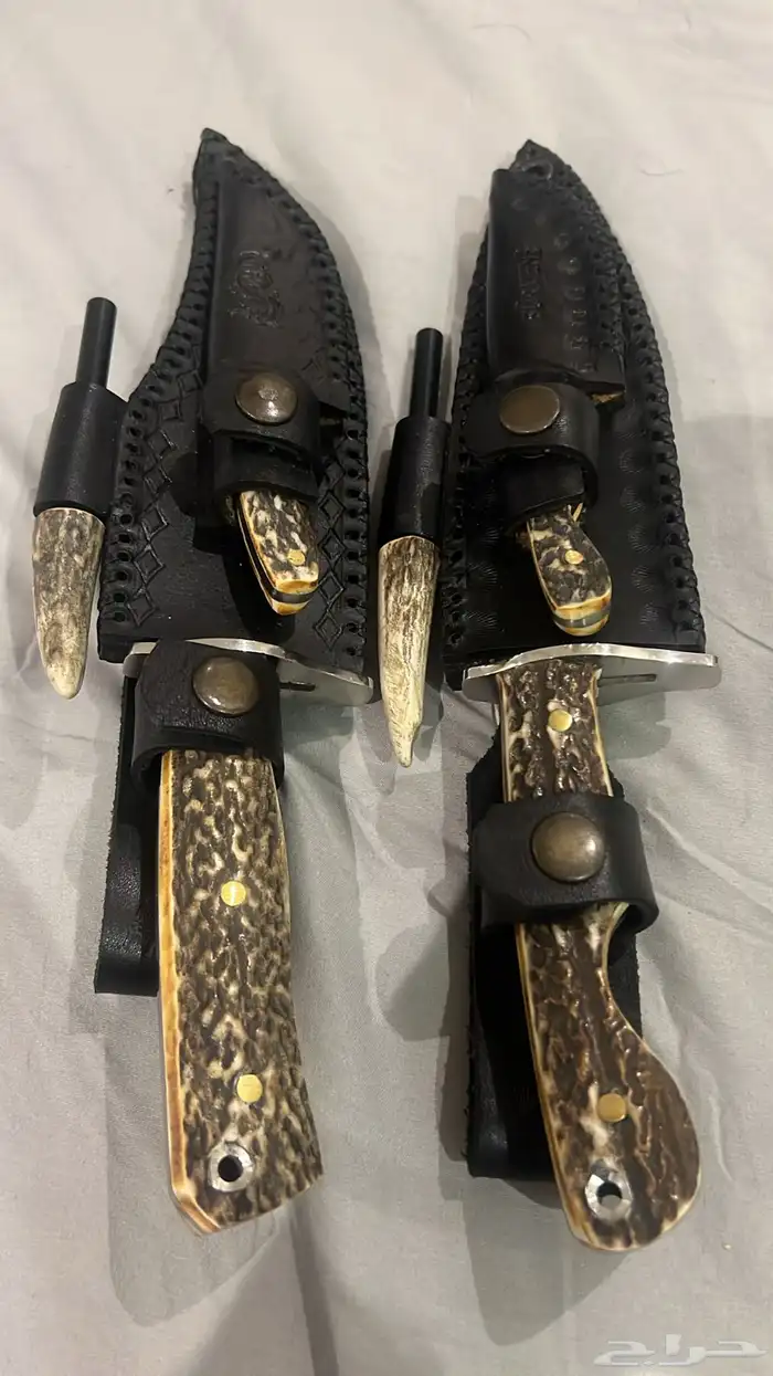 سكين صب حديد كامل المقبض من قرن غزال مع سكين صغير وقداح 1